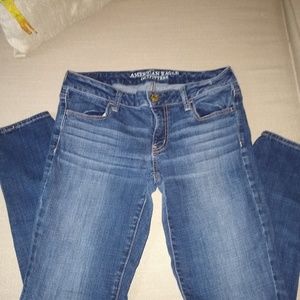Women's jegging jeans.